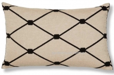 Прямоугольная декоративная подушка Melrose с вышивкой 30x50 см в ассортименте
